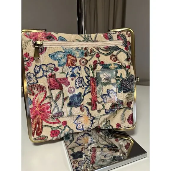Hobo Lauren Double Kiss Lock Wallet Clutch Floral Stitch - Picture 4 of 9